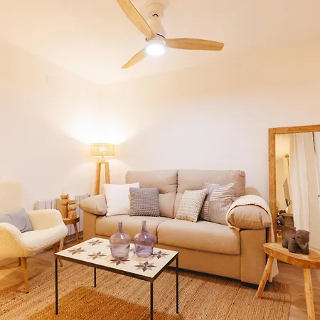 Apartamento Bravissimo Auriga, Old Town Retreat *